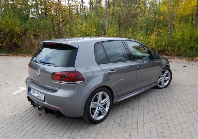 VOLKSWAGEN Golf 2.0 R DSG
