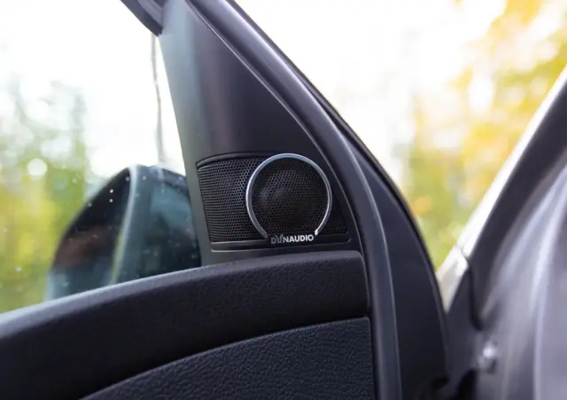 VOLKSWAGEN Golf 2.0 R DSG