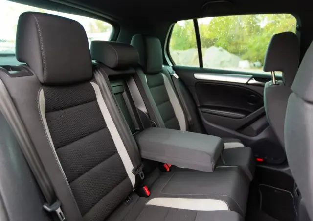 VOLKSWAGEN Golf 2.0 R DSG