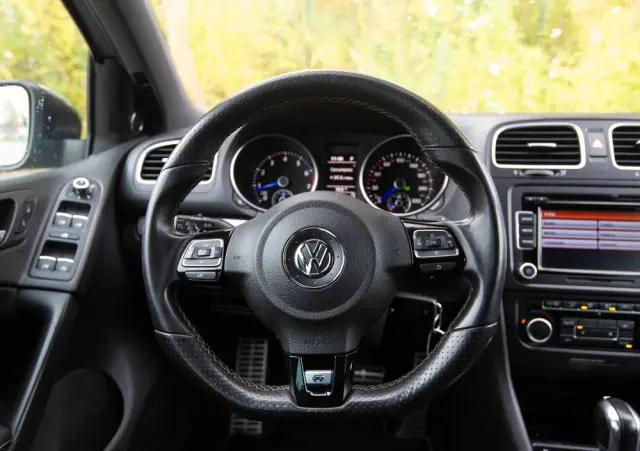 VOLKSWAGEN Golf 2.0 R DSG