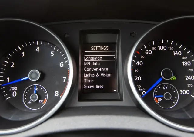 VOLKSWAGEN Golf 2.0 R DSG