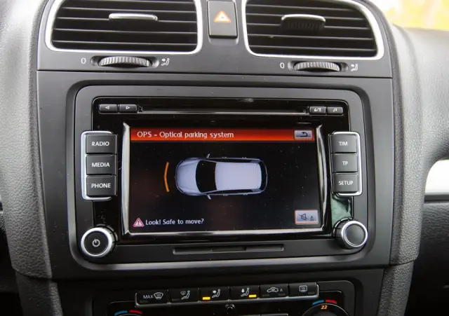 VOLKSWAGEN Golf 2.0 R DSG