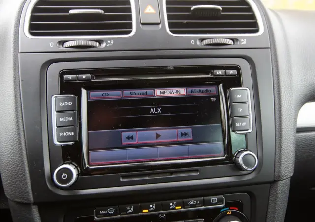 VOLKSWAGEN Golf 2.0 R DSG