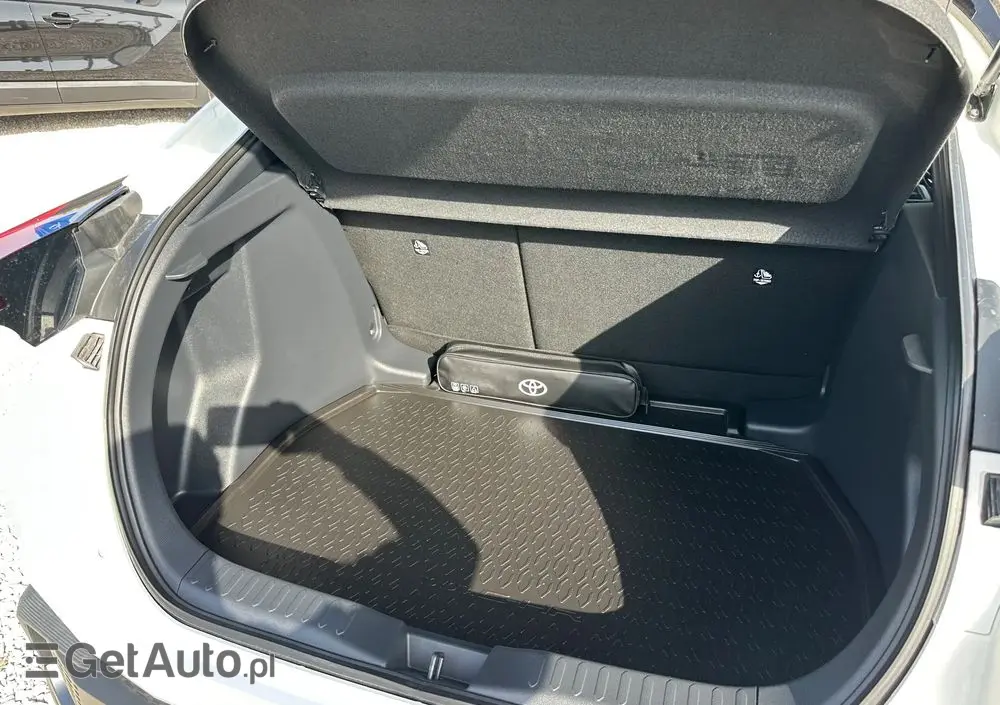 TOYOTA C-HR 1.8 Hybrid Style