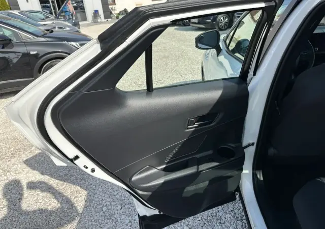 TOYOTA C-HR 1.8 Hybrid Style