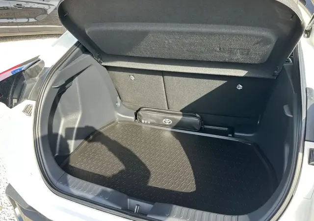 TOYOTA C-HR 1.8 Hybrid Style