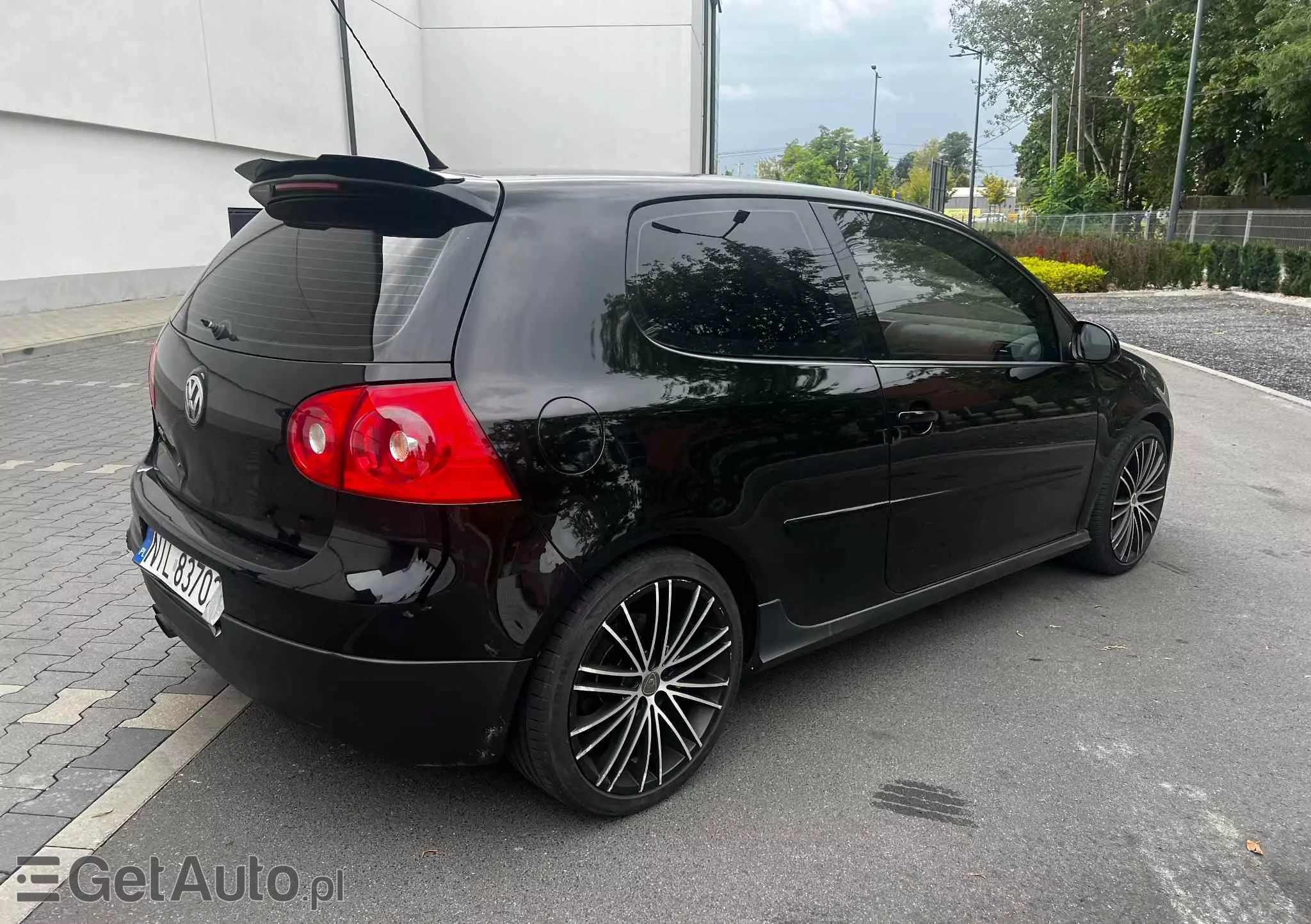 VOLKSWAGEN Golf GTI