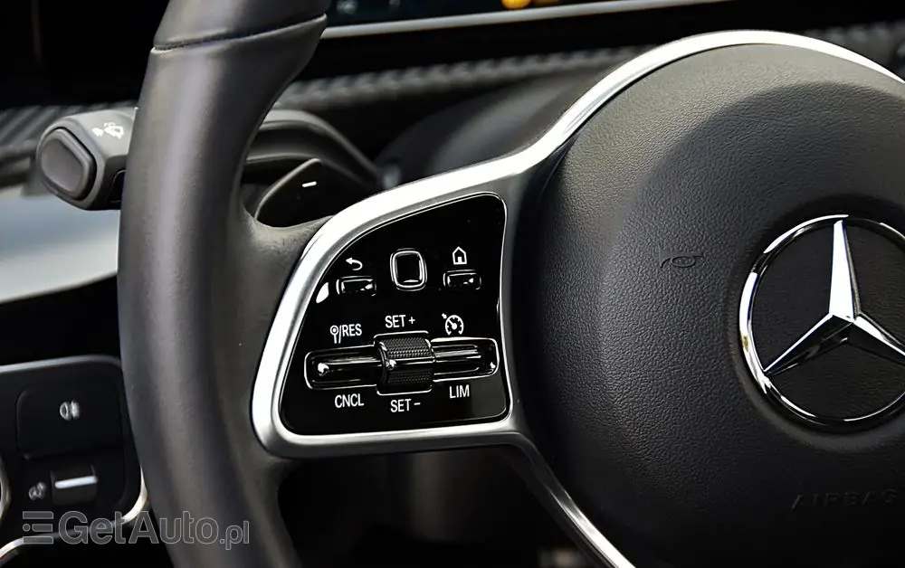 MERCEDES-BENZ Klasa A 200 7G-DCT