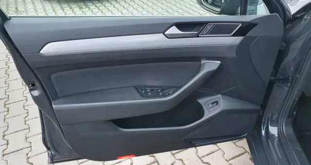 VOLKSWAGEN Passat 2.0 TDI EVO Business DSG