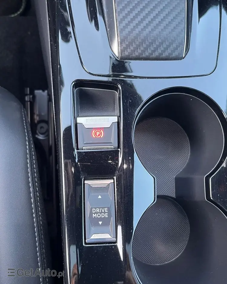 PEUGEOT 2008 54kWh GT Exclusive