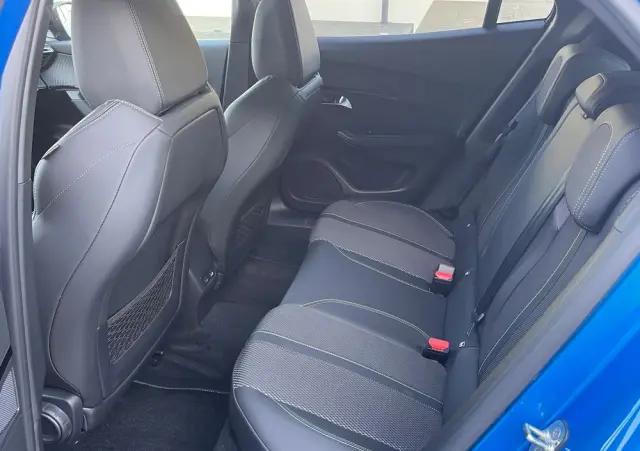 PEUGEOT 2008 54kWh GT Exclusive