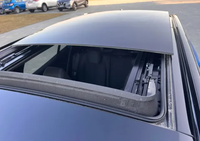 PEUGEOT 2008 54kWh GT Exclusive