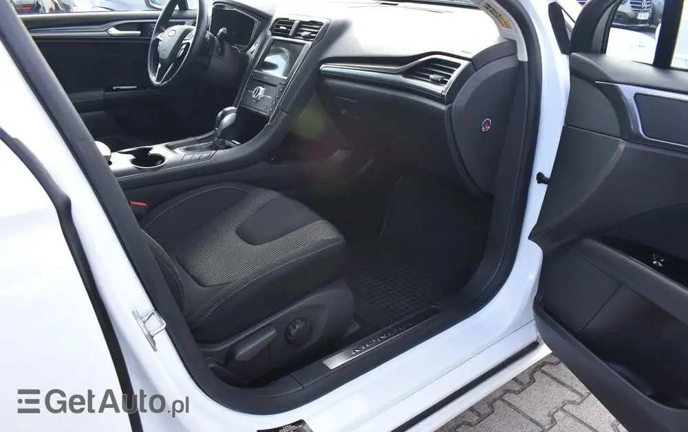 FORD Mondeo 1.5 EcoBoost Titanium