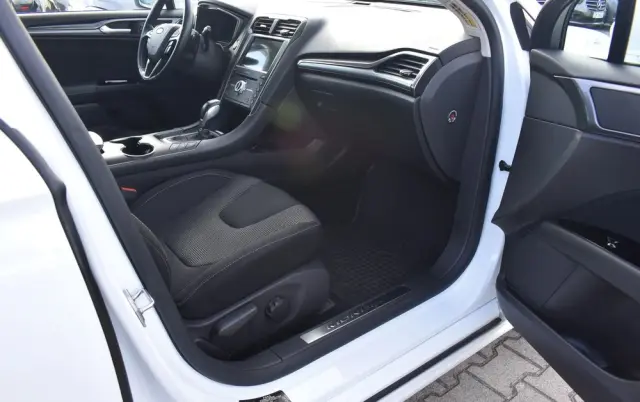 FORD Mondeo 1.5 EcoBoost Titanium