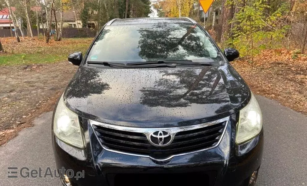 TOYOTA Avensis 