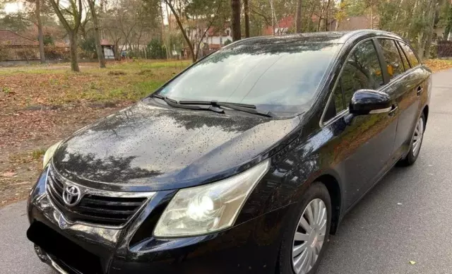 TOYOTA Avensis 