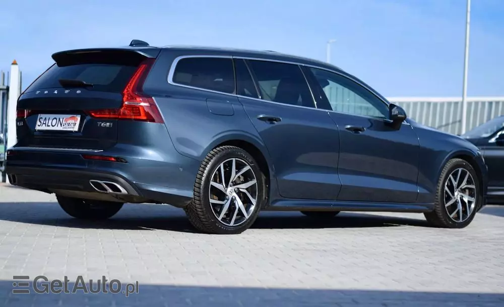VOLVO V60 T6 AWD Plug-In Hybrid Inscription