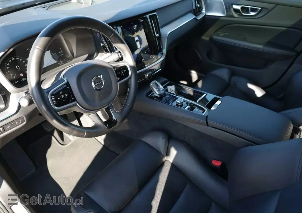 VOLVO V60 T6 AWD Plug-In Hybrid Inscription