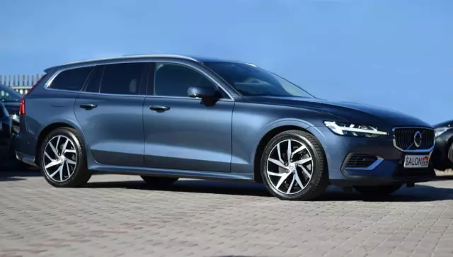 VOLVO V60 T6 AWD Plug-In Hybrid Inscription