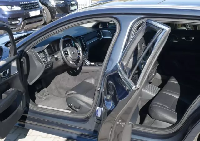 VOLVO V60 T6 AWD Plug-In Hybrid Inscription