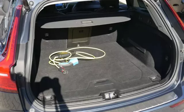 VOLVO V60 T6 AWD Plug-In Hybrid Inscription