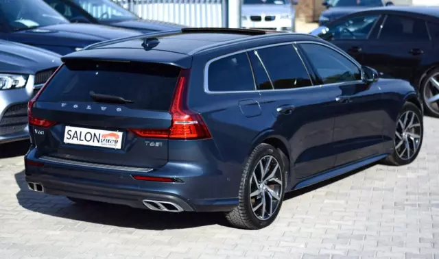 VOLVO V60 T6 AWD Plug-In Hybrid Inscription