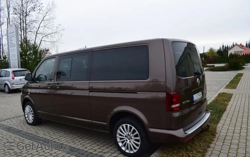 VOLKSWAGEN Caravelle 