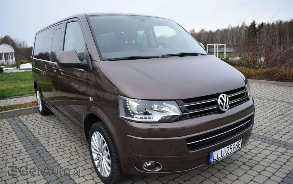 VOLKSWAGEN Caravelle 