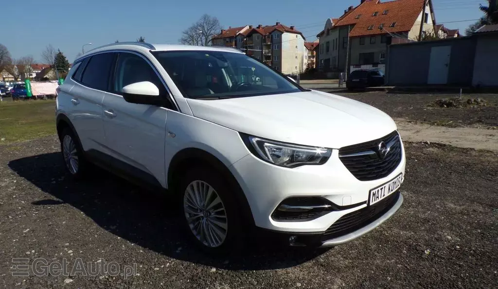OPEL Grandland 