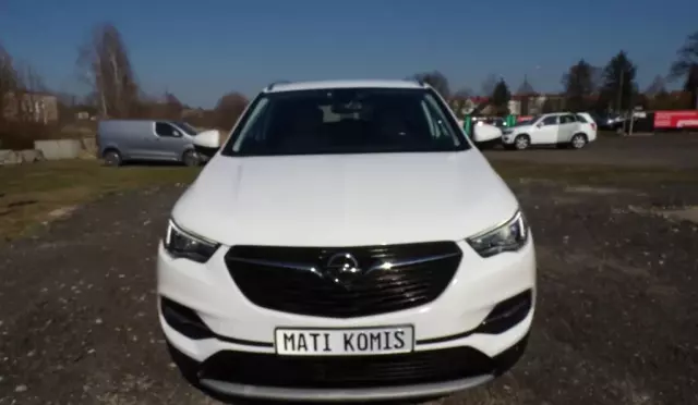 OPEL Grandland 