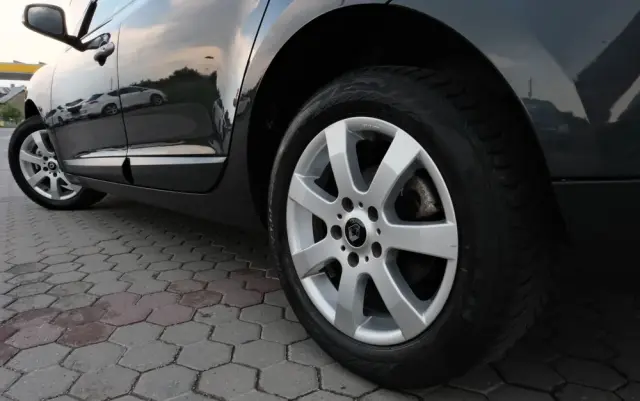 RENAULT Megane 1.9 dCi Exception