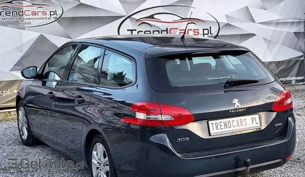 PEUGEOT 308 