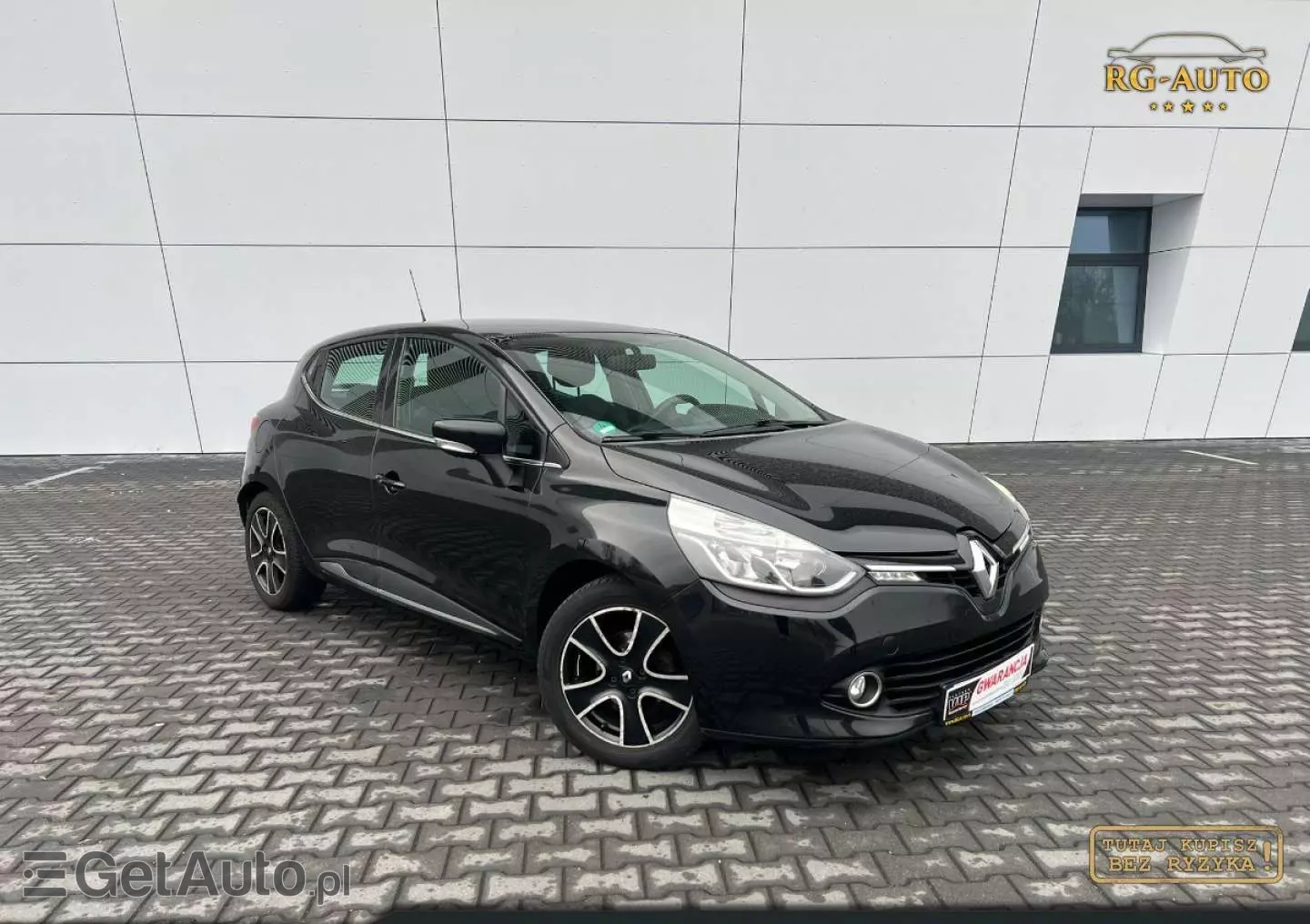 RENAULT Clio 