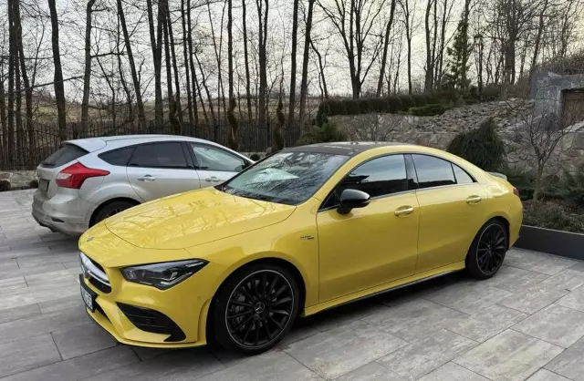 MERCEDES-BENZ CLA 