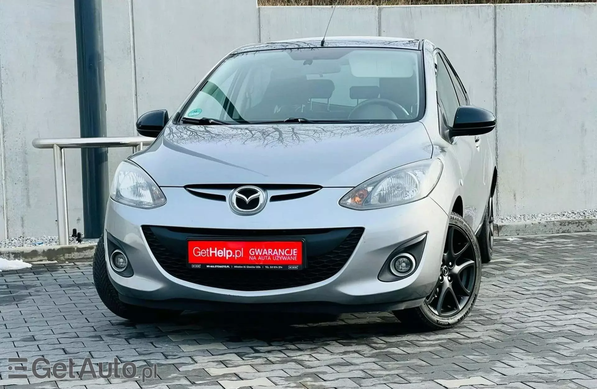 MAZDA 2 