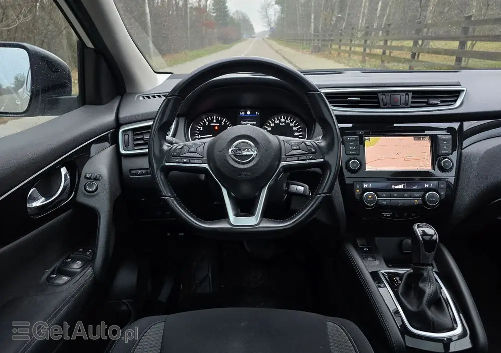 NISSAN Qashqai 1.3 DIG-T Tekna DCT