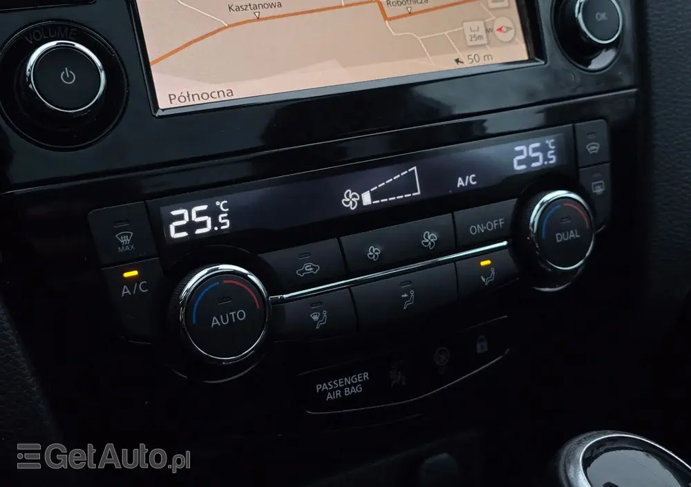 NISSAN Qashqai 1.3 DIG-T Tekna DCT