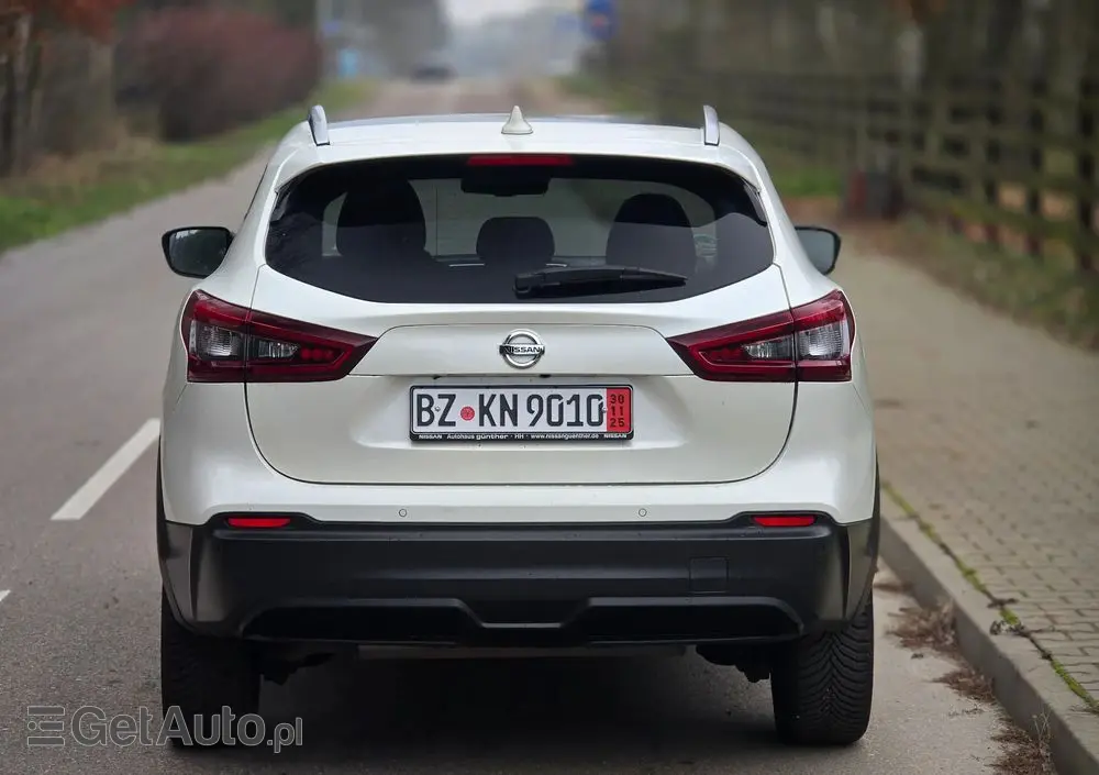 NISSAN Qashqai 1.3 DIG-T Tekna DCT