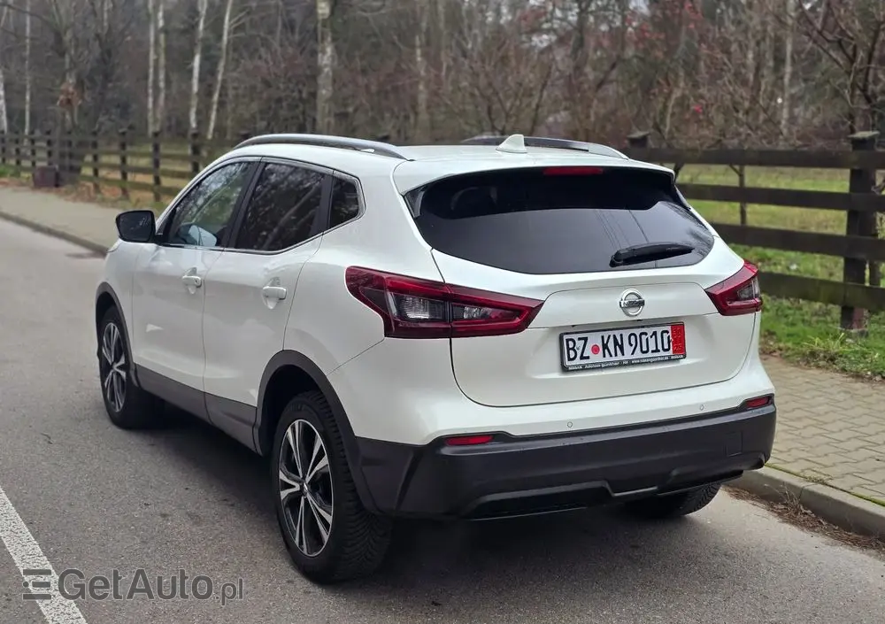 NISSAN Qashqai 1.3 DIG-T Tekna DCT