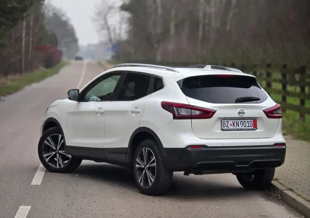 NISSAN Qashqai 1.3 DIG-T Tekna DCT