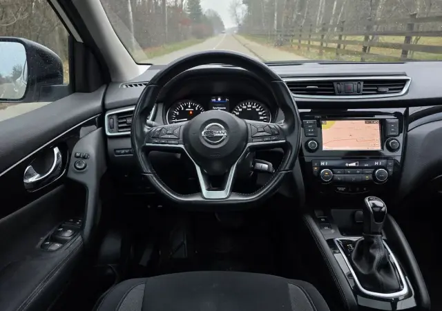 NISSAN Qashqai 1.3 DIG-T Tekna DCT