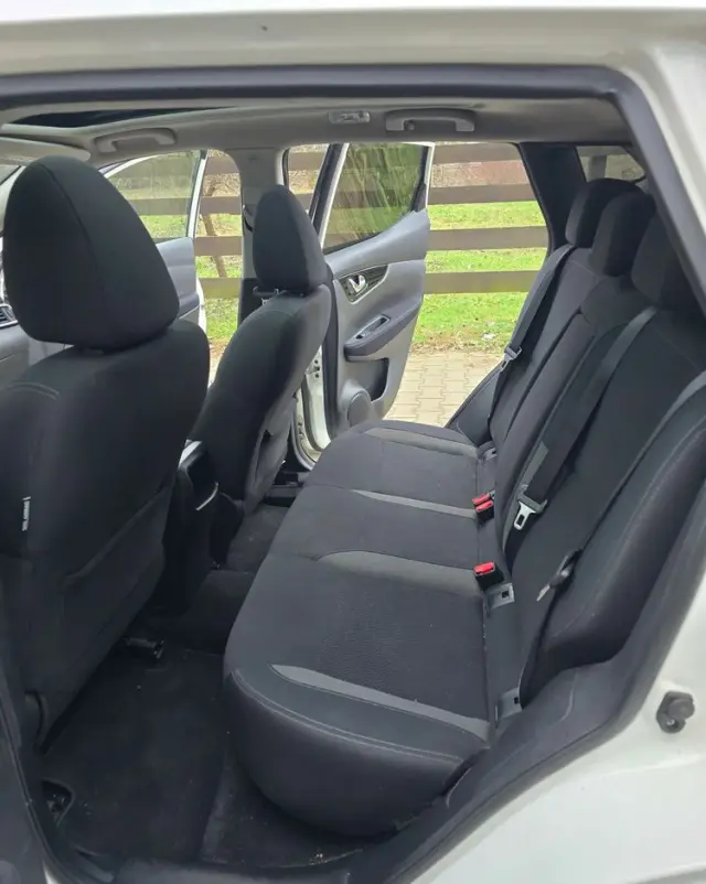 NISSAN Qashqai 1.3 DIG-T Tekna DCT