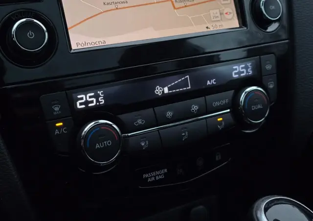 NISSAN Qashqai 1.3 DIG-T Tekna DCT