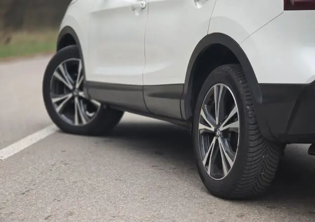 NISSAN Qashqai 1.3 DIG-T Tekna DCT