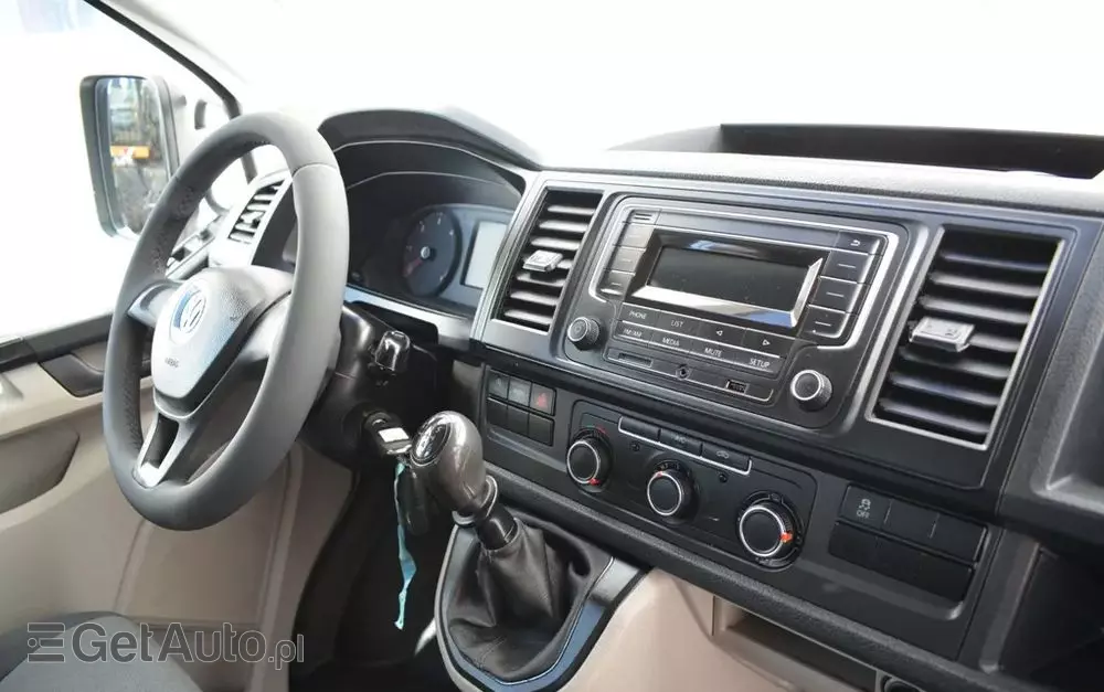 VOLKSWAGEN TRANSPORTER T6 DOKA 