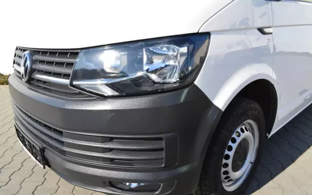 VOLKSWAGEN TRANSPORTER T6 DOKA 