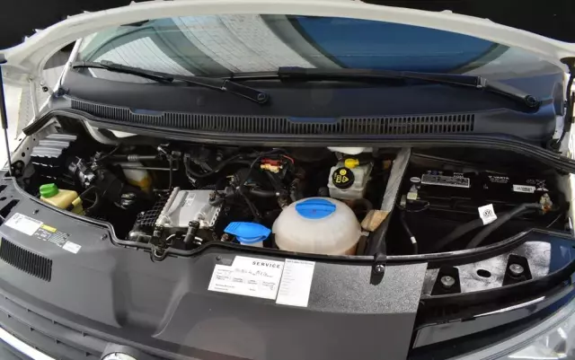 VOLKSWAGEN TRANSPORTER T6 DOKA 