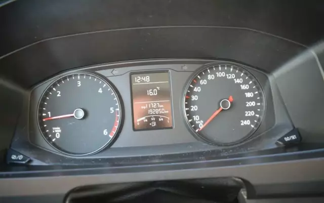 VOLKSWAGEN TRANSPORTER T6 DOKA 