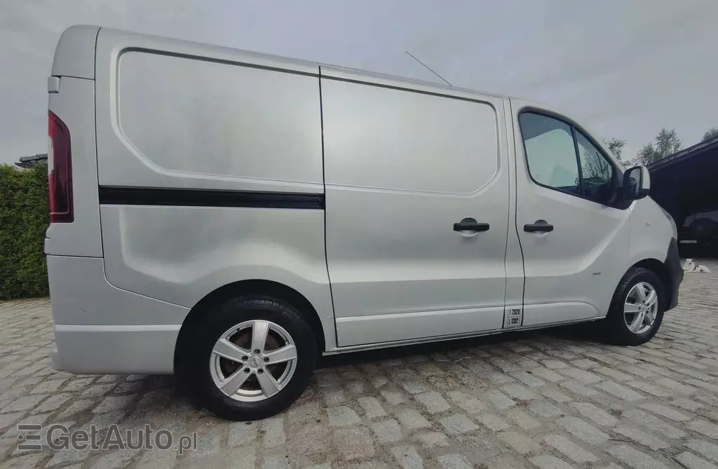 OPEL Vivaro 