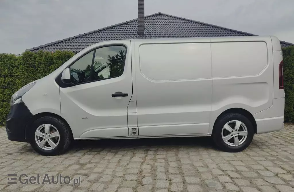OPEL Vivaro 